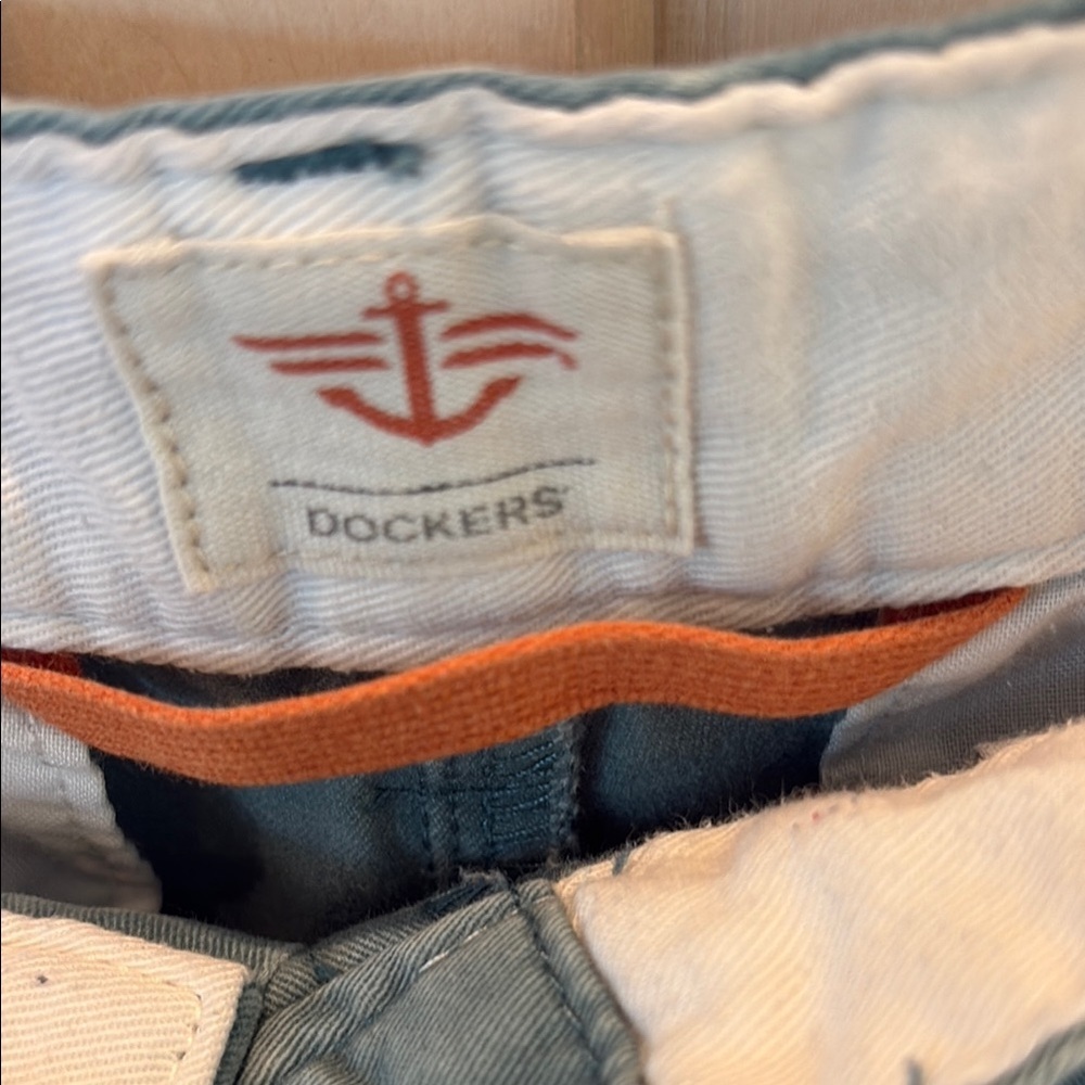 Dockers Men's Teal Flat Front Shorts - Picture 2 of 4